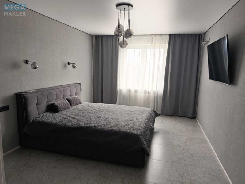 Оренда 1 кімнатної квартири, <a class="location-link" href="/kiev/" title="Недвижимость Київ">Київ</a>, <a class="location-link" href="/kiev/darnickij/" title="Недвижимость Дарницький район">Дарницький р-н</a>, Бориса Антоненка-Давидовича вул., 1 (изображение 3)