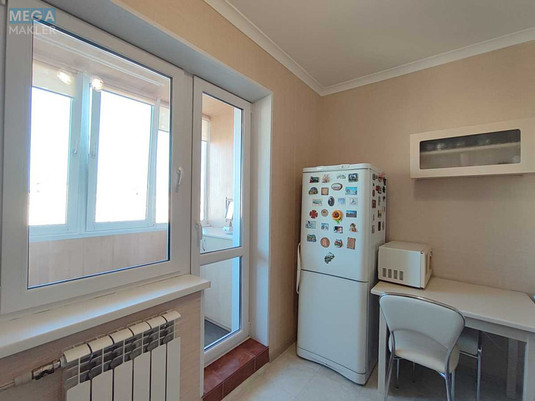 Продаж 1 кімнатної квартири (37,4/19,1/7,4), 9 пов. 9 пов. будинку, <a class="location-link" href="/kiev/" title="Недвижимость Київ">Київ</a>, <a class="location-link" href="/kiev/obolonskij/" title="Недвижимость Оболонський район">Оболонський р-н</a>, Приречная ул., 19В (изображение 2)