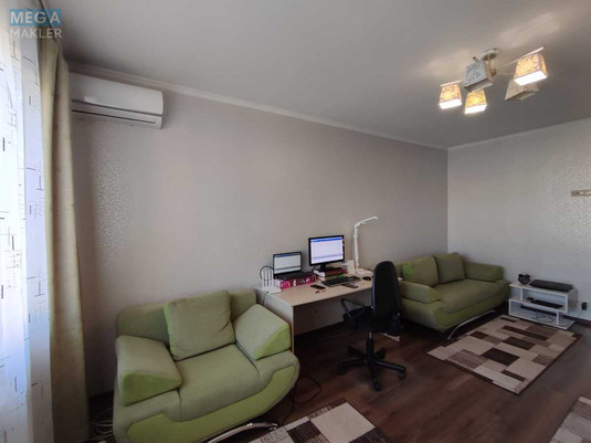 Продаж 1 кімнатної квартири (37,4/19,1/7,4), 9 пов. 9 пов. будинку, <a class="location-link" href="/kiev/" title="Недвижимость Київ">Київ</a>, <a class="location-link" href="/kiev/obolonskij/" title="Недвижимость Оболонський район">Оболонський р-н</a>, Приречная ул., 19В (изображение 9)