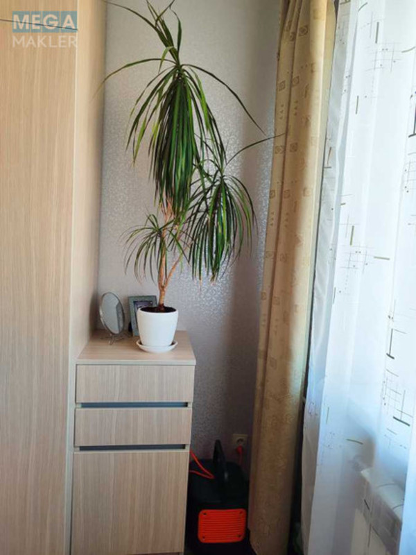 Продаж 1 кімнатної квартири (37,4/19,1/7,4), 9 пов. 9 пов. будинку, <a class="location-link" href="/kiev/" title="Недвижимость Київ">Київ</a>, <a class="location-link" href="/kiev/obolonskij/" title="Недвижимость Оболонський район">Оболонський р-н</a>, Приречная ул., 19В (изображение 12)