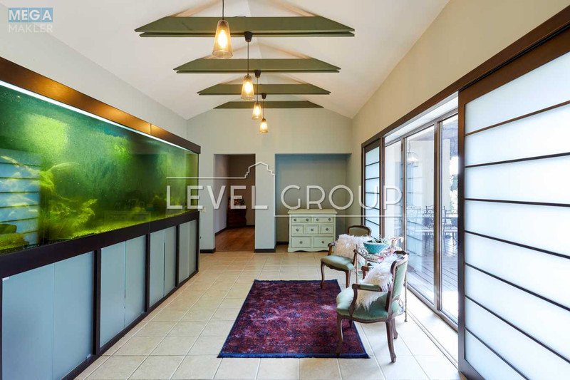 Продаж дома, 2&nbsp;поверху, 274&nbsp;кв.м, 7&nbsp;кімнат, ділянка 12&nbsp;соток, <a class="location-link" href="/gorenichi/" title="Недвижимость Гореничі">Гореничі</a>, Снайпера (изображение 10)