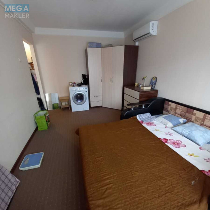 Оренда 1 кімнатної квартири, <a class="location-link" href="/kiev/" title="Недвижимость Київ">Київ</a>, <a class="location-link" href="/kiev/solomenskij/" title="Недвижимость Солом'янський район">Солом'янський р-н</a>, Ніжинська вул., 20 (изображение 2)