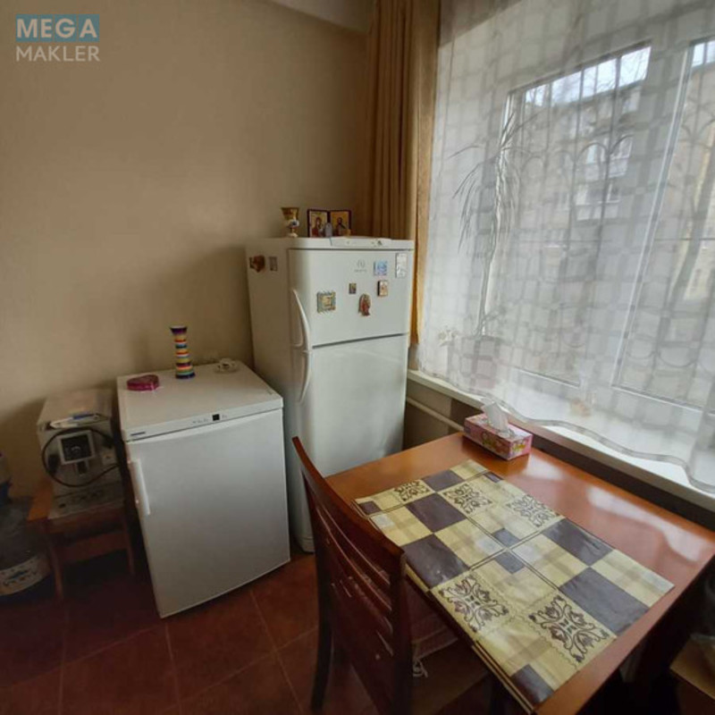 Оренда 1 кімнатної квартири, <a class="location-link" href="/kiev/" title="Недвижимость Київ">Київ</a>, <a class="location-link" href="/kiev/solomenskij/" title="Недвижимость Солом'янський район">Солом'янський р-н</a>, Ніжинська вул., 20 (изображение 4)