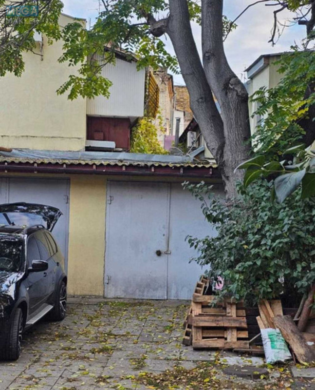 Продаж 5 кімнатної квартири (108/?/9), 2 пов. 3 пов. будинку, <a class="location-link" href="/odessa/" title="Недвижимость Одеса">Одеса</a>, <a class="location-link" href="/odessa/malinovskij/" title="Недвижимость Малиновський район">Малиновський р-н</a>, Б.Хмельницкого (изображение 8)