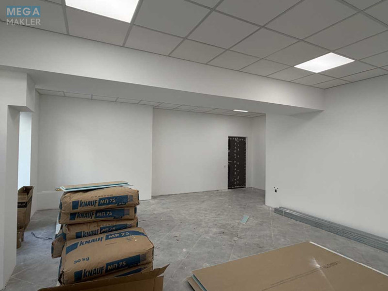 Оренда окремої будівлі/побудови, 86,20&nbsp;кв.м, <a class="location-link" href="/kiev/" title="Недвижимость Київ">Київ</a>, <a class="location-link" href="/kiev/shevchenkovskij/" title="Недвижимость Шевченківський район">Шевченківський р-н</a>, Глубочицкая ул., 17 (изображение 9)