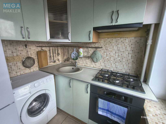 Продаж 2 кімнатної квартири (44/29/6), 3 пов. 5 пов. будинку, <a class="location-link" href="/kiev/" title="Недвижимость Київ">Київ</a>, <a class="location-link" href="/kiev/dneprovskij/" title="Недвижимость Дніпровський район">Дніпровський р-н</a>, Верховної Ради бульв., 14 (изображение 12)