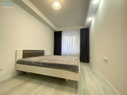 Оренда 2 кімнатної квартири, <a class="location-link" href="/kiev/" title="Недвижимость Київ">Київ</a>, <a class="location-link" href="/kiev/pecherskij/" title="Недвижимость Печерський район">Печерський р-н</a>, Велика Васильківська пл., 112 (изображение 4)