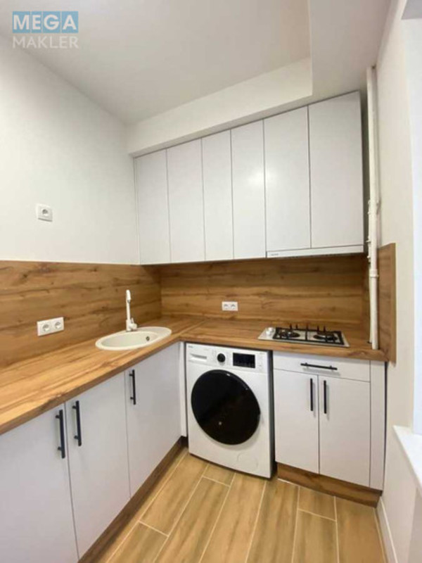 Оренда 2 кімнатної квартири, <a class="location-link" href="/kiev/" title="Недвижимость Київ">Київ</a>, <a class="location-link" href="/kiev/pecherskij/" title="Недвижимость Печерський район">Печерський р-н</a>, Велика Васильківська пл., 112 (изображение 6)