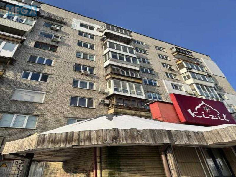 Продаж 2 кімнатної квартири (45,6/?/?), 3 пов. 9 пов. будинку, <a class="location-link" href="/kiev/" title="Недвижимость Київ">Київ</a>, <a class="location-link" href="/kiev/podolskij/" title="Недвижимость Подільський район">Подільський р-н</a>, Набережно-Хрещатицька вул., 11 (изображение 2)