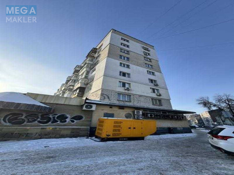 Продаж 2 кімнатної квартири (45,6/?/?), 3 пов. 9 пов. будинку, <a class="location-link" href="/kiev/" title="Недвижимость Київ">Київ</a>, <a class="location-link" href="/kiev/podolskij/" title="Недвижимость Подільський район">Подільський р-н</a>, Набережно-Хрещатицька вул., 11 (изображение 4)