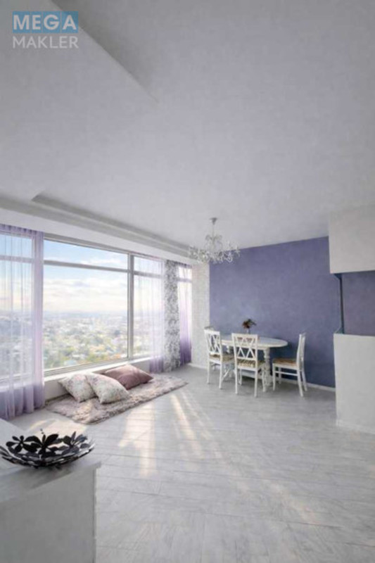 Продаж 1 кімнатної квартири (52/15/31), 17 пов. 25 пов. будинку, <a class="location-link" href="/kiev/" title="Недвижимость Київ">Київ</a>, <a class="location-link" href="/kiev/podolskij/" title="Недвижимость Подільський район">Подільський р-н</a>, Вишгородська вул., 45 (изображение 3)