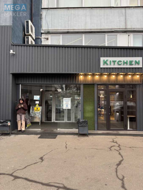 Оренда комерційної нерухомості, 510&nbsp;кв.м, под офис, <a class="location-link" href="/kiev/" title="Недвижимость Київ">Київ</a>, <a class="location-link" href="/kiev/obolonskij/" title="Недвижимость Оболонський район">Оболонський р-н</a>, Степана Бандери просп., 8 (изображение 2)