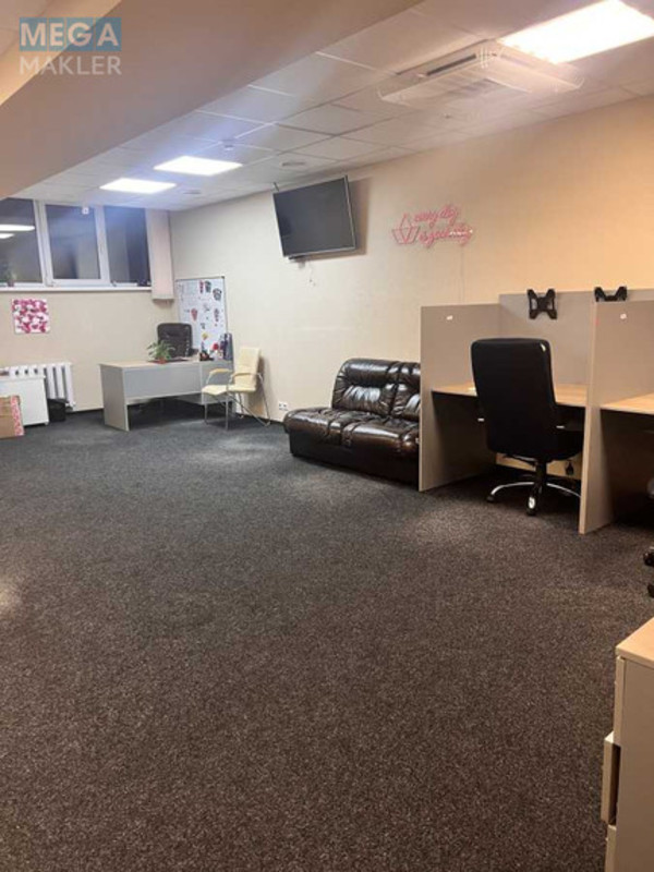 Оренда комерційної нерухомості, 510&nbsp;кв.м, под офис, <a class="location-link" href="/kiev/" title="Недвижимость Київ">Київ</a>, <a class="location-link" href="/kiev/obolonskij/" title="Недвижимость Оболонський район">Оболонський р-н</a>, Степана Бандери просп., 8 (изображение 15)