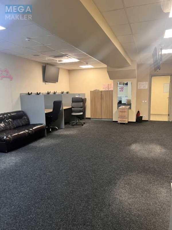 Оренда комерційної нерухомості, 510&nbsp;кв.м, под офис, <a class="location-link" href="/kiev/" title="Недвижимость Київ">Київ</a>, <a class="location-link" href="/kiev/obolonskij/" title="Недвижимость Оболонський район">Оболонський р-н</a>, Степана Бандери просп., 8 (изображение 16)