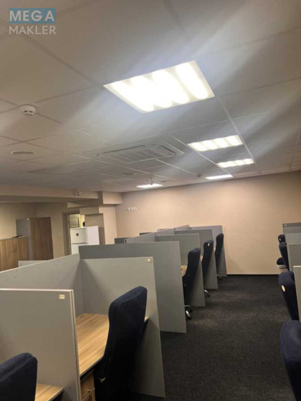 Оренда комерційної нерухомості, 510&nbsp;кв.м, под офис, <a class="location-link" href="/kiev/" title="Недвижимость Київ">Київ</a>, <a class="location-link" href="/kiev/obolonskij/" title="Недвижимость Оболонський район">Оболонський р-н</a>, Степана Бандери просп., 8 (изображение 21)