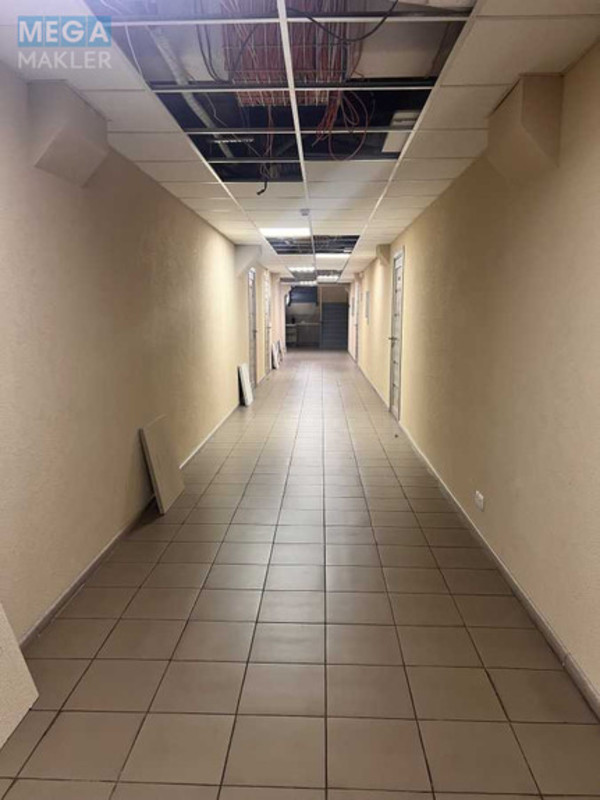 Оренда комерційної нерухомості, 510&nbsp;кв.м, под офис, <a class="location-link" href="/kiev/" title="Недвижимость Київ">Київ</a>, <a class="location-link" href="/kiev/obolonskij/" title="Недвижимость Оболонський район">Оболонський р-н</a>, Степана Бандери просп., 8 (изображение 22)