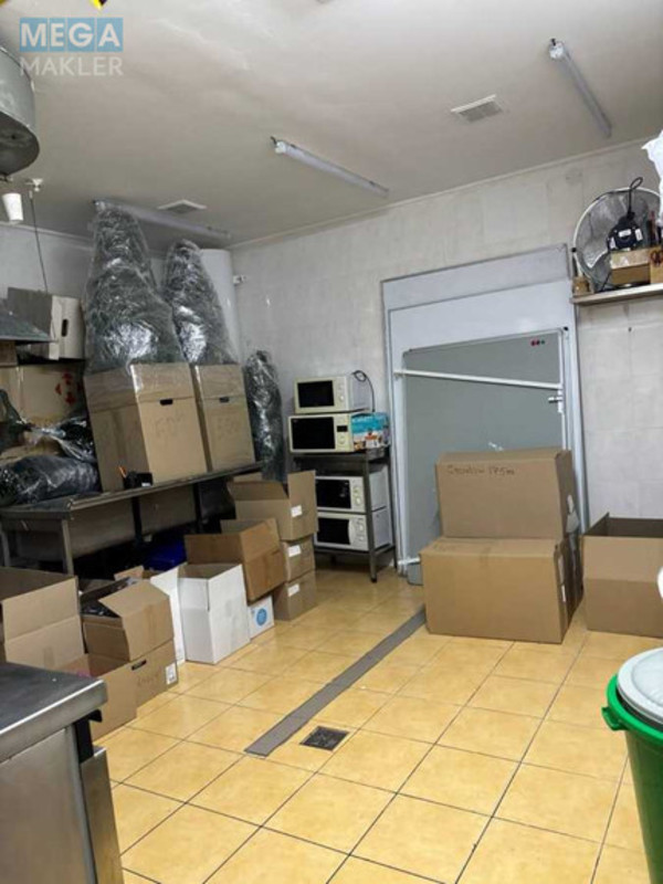 Оренда комерційної нерухомості, 510&nbsp;кв.м, под офис, <a class="location-link" href="/kiev/" title="Недвижимость Київ">Київ</a>, <a class="location-link" href="/kiev/obolonskij/" title="Недвижимость Оболонський район">Оболонський р-н</a>, Степана Бандери просп., 8 (изображение 24)