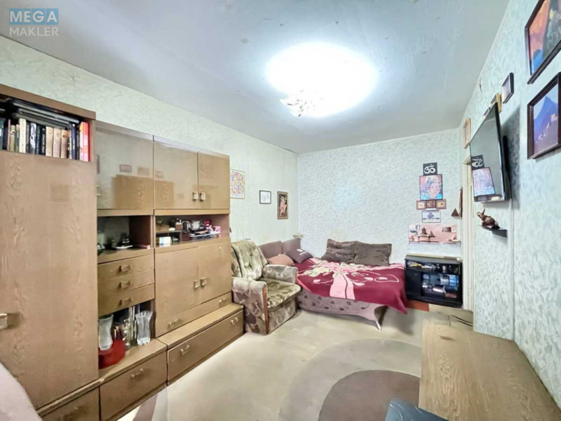 Продаж 1 кімнатної квартири (31/14/7,5), 9 пов. 9 пов. будинку, <a class="location-link" href="/kiev/" title="Недвижимость Київ">Київ</a>, <a class="location-link" href="/kiev/desnyanskij/" title="Недвижимость Деснянський район">Деснянський р-н</a>, Володимира Маяковського просп., 32В (изображение 3)