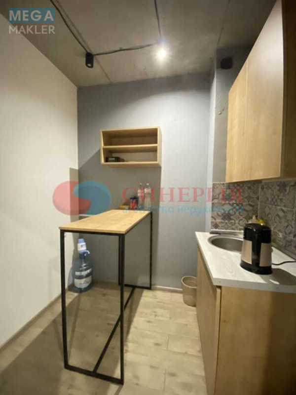 Оренда комерційної нерухомості, 38&nbsp;кв.м, под офис, <a class="location-link" href="/kiev/" title="Недвижимость Київ">Київ</a>, <a class="location-link" href="/kiev/goloseevskij/" title="Недвижимость Голосіївський район">Голосіївський р-н</a>, Михайла Максимовича вул., 24Б (изображение 4)