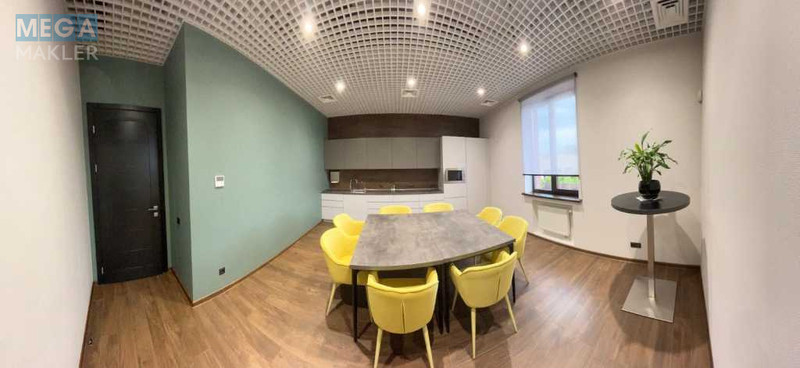 Оренда комерційної нерухомості, 226&nbsp;кв.м, под офис, <a class="location-link" href="/kiev/" title="Недвижимость Київ">Київ</a>, <a class="location-link" href="/kiev/solomenskij/" title="Недвижимость Солом'янський район">Солом'янський р-н</a>, Волынская ул., 67 (изображение 3)