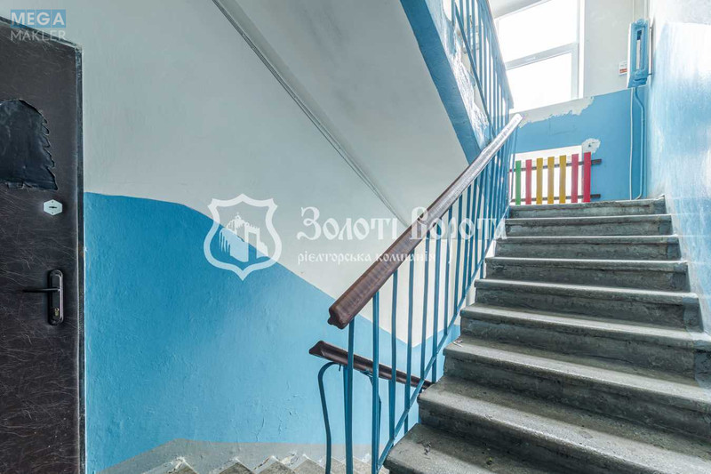 Продаж 3 кімнатної квартири (57/40/6,2), 3 пов. 5 пов. будинку, <a class="location-link" href="/kiev/" title="Недвижимость Київ">Київ</a>, <a class="location-link" href="/kiev/solomenskij/" title="Недвижимость Солом'янський район">Солом'янський р-н</a>, Волгоградська вул., 6 (изображение 15)