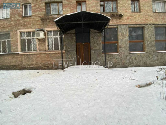 Оренда комерційної нерухомості, 102&nbsp;кв.м, под магазин, <a class="location-link" href="/kiev/" title="Недвижимость Київ">Київ</a>, <a class="location-link" href="/kiev/shevchenkovskij/" title="Недвижимость Шевченківський район">Шевченківський р-н</a>, Білоруська вул., 38 (изображение 2)
