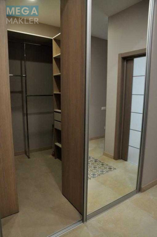 Оренда 2 кімнатної квартири, <a class="location-link" href="/kiev/" title="Недвижимость Київ">Київ</a>, <a class="location-link" href="/kiev/pecherskij/" title="Недвижимость Печерський район">Печерський р-н</a>, Андрія Верхогляда вул., 15 (изображение 8)