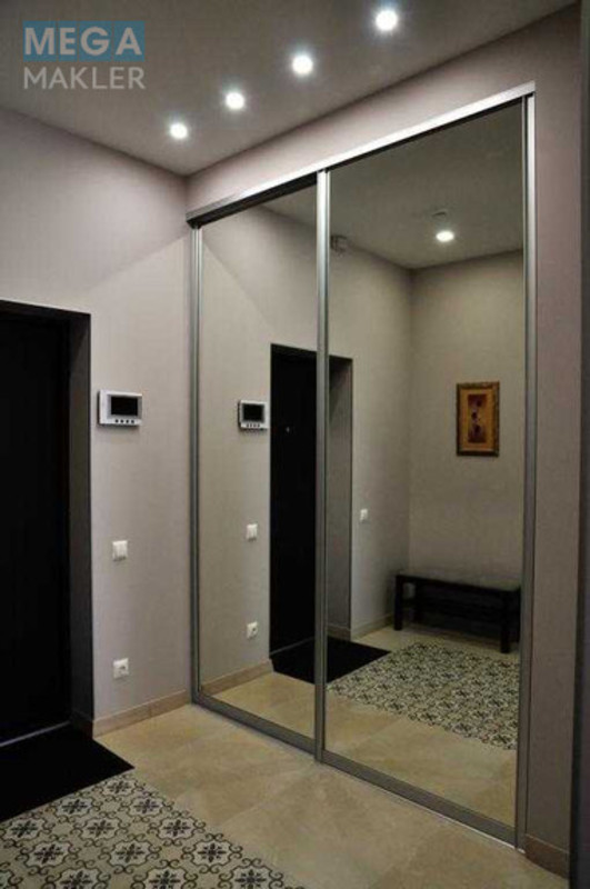 Оренда 2 кімнатної квартири, <a class="location-link" href="/kiev/" title="Недвижимость Київ">Київ</a>, <a class="location-link" href="/kiev/pecherskij/" title="Недвижимость Печерський район">Печерський р-н</a>, Андрія Верхогляда вул., 15 (изображение 9)