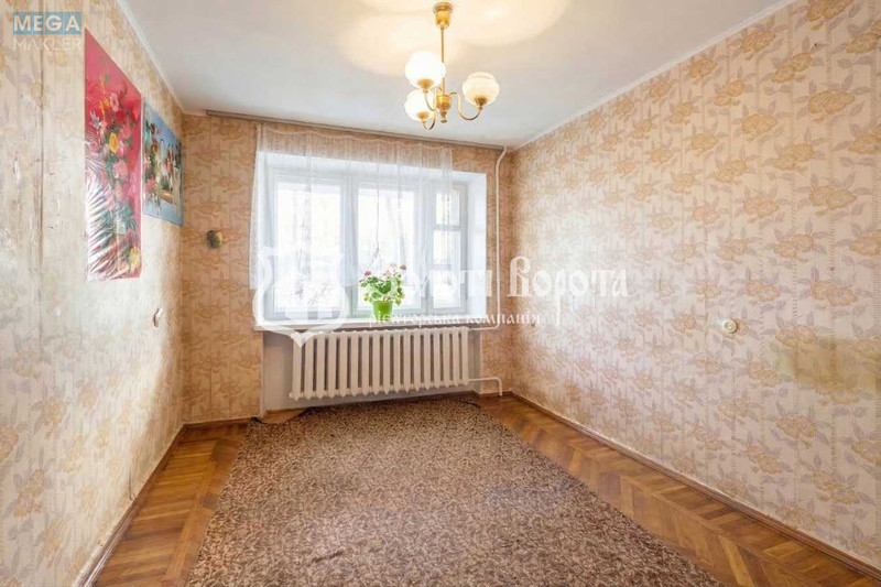 Продаж 3 кімнатної квартири (63,2/40/7,1), 1 пов. 14 пов. будинку, <a class="location-link" href="/kiev/" title="Недвижимость Київ">Київ</a>, <a class="location-link" href="/kiev/solomenskij/" title="Недвижимость Солом'янський район">Солом'янський р-н</a>, Чоколівський бульв., 40 (изображение 4)