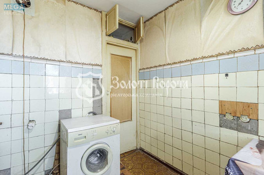 Продаж 3 кімнатної квартири (63,2/40/7,1), 1 пов. 14 пов. будинку, <a class="location-link" href="/kiev/" title="Недвижимость Київ">Київ</a>, <a class="location-link" href="/kiev/solomenskij/" title="Недвижимость Солом'янський район">Солом'янський р-н</a>, Чоколівський бульв., 40 (изображение 10)
