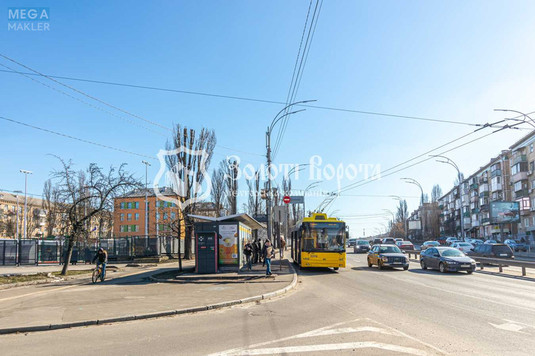 Продаж 3 кімнатної квартири (63,2/40/7,1), 1 пов. 14 пов. будинку, <a class="location-link" href="/kiev/" title="Недвижимость Київ">Київ</a>, <a class="location-link" href="/kiev/solomenskij/" title="Недвижимость Солом'янський район">Солом'янський р-н</a>, Чоколівський бульв., 40 (изображение 23)