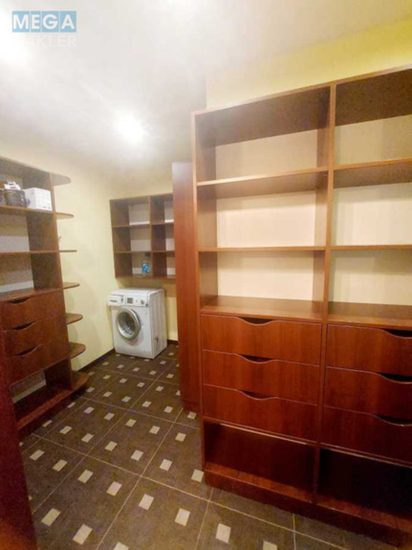 Продаж 4 кімнатної квартири (166/88/55), 10 пов. 11 пов. будинку, <a class="location-link" href="/sofievskaya-borshagovka/" title="Недвижимость Софіївська Борщагівка">Софіївська Борщагівка</a>, Боголюбова, 16 (изображение 8)