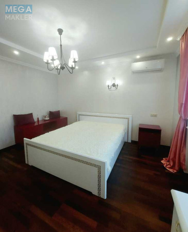 Продаж 4 кімнатної квартири (166/88/55), 10 пов. 11 пов. будинку, <a class="location-link" href="/sofievskaya-borshagovka/" title="Недвижимость Софіївська Борщагівка">Софіївська Борщагівка</a>, Боголюбова, 16 (изображение 9)