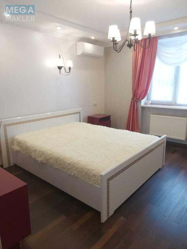 Продаж 4 кімнатної квартири (166/88/55), 10 пов. 11 пов. будинку, <a class="location-link" href="/sofievskaya-borshagovka/" title="Недвижимость Софіївська Борщагівка">Софіївська Борщагівка</a>, Боголюбова, 16 (изображение 10)