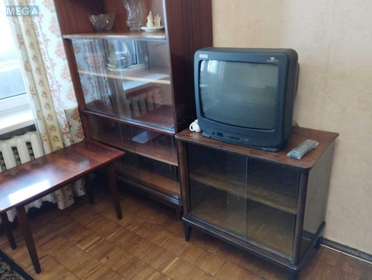 Оренда кімнати (підселення), <a class="location-link" href="/kiev/" title="Недвижимость Київ">Київ</a>, <a class="location-link" href="/kiev/dneprovskij/" title="Недвижимость Дніпровський район">Дніпровський р-н</a>, Братиславська вул., 22 (изображение 3)