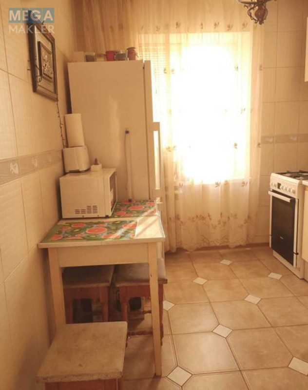 Продаж 1 кімнатної квартири (35/18/7), 7 пов. 9 пов. будинку, <a class="location-link" href="/kiev/" title="Недвижимость Київ">Київ</a>, <a class="location-link" href="/kiev/darnickij/" title="Недвижимость Дарницький район">Дарницький р-н</a>, Вірменська вул., 29 (изображение 7)