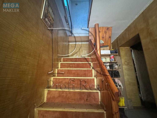 Продаж дома, 3&nbsp;поверху, 160&nbsp;кв.м, 8&nbsp;кімнат, ділянка 5&nbsp;соток, <a class="location-link" href="/kiev/" title="Недвижимость Київ">Київ</a>, <a class="location-link" href="/kiev/darnickij/" title="Недвижимость Дарницький район">Дарницький р-н</a>, 8-а Лугова вул., 31 (изображение 12)