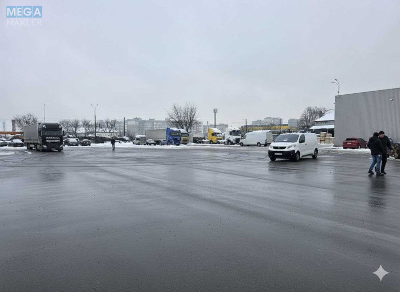 Продаж комерційної нерухомості, 9&nbsp;600&nbsp;кв.м, под магазин, <a class="location-link" href="/kiev/" title="Недвижимость Київ">Київ</a>, <a class="location-link" href="/kiev/goloseevskij/" title="Недвижимость Голосіївський район">Голосіївський р-н</a>, Кольцевая дорога (изображение 3)