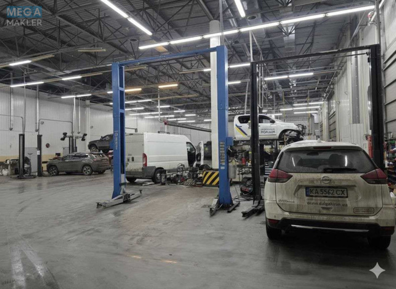 Продаж комерційної нерухомості, 9&nbsp;600&nbsp;кв.м, под магазин, <a class="location-link" href="/kiev/" title="Недвижимость Київ">Київ</a>, <a class="location-link" href="/kiev/goloseevskij/" title="Недвижимость Голосіївський район">Голосіївський р-н</a>, Кольцевая дорога (изображение 4)