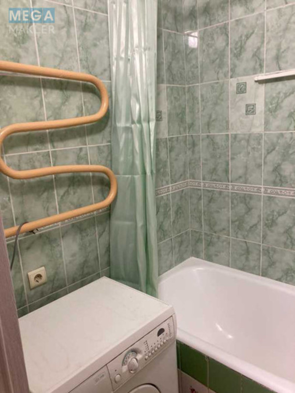 Оренда 2 кімнатної квартири, <a class="location-link" href="/kiev/" title="Недвижимость Київ">Київ</a>, <a class="location-link" href="/kiev/svyatoshinskij/" title="Недвижимость Святошинський район">Святошинський р-н</a>, Гната Юри вул., 6 (изображение 9)