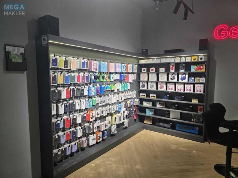 Оренда комерційної нерухомості, 61&nbsp;кв.м, под магазин, <a class="location-link" href="/kiev/" title="Недвижимость Київ">Київ</a>, <a class="location-link" href="/kiev/dneprovskij/" title="Недвижимость Дніпровський район">Дніпровський р-н</a>, Будівельників вул., 43/12 (изображение 4)