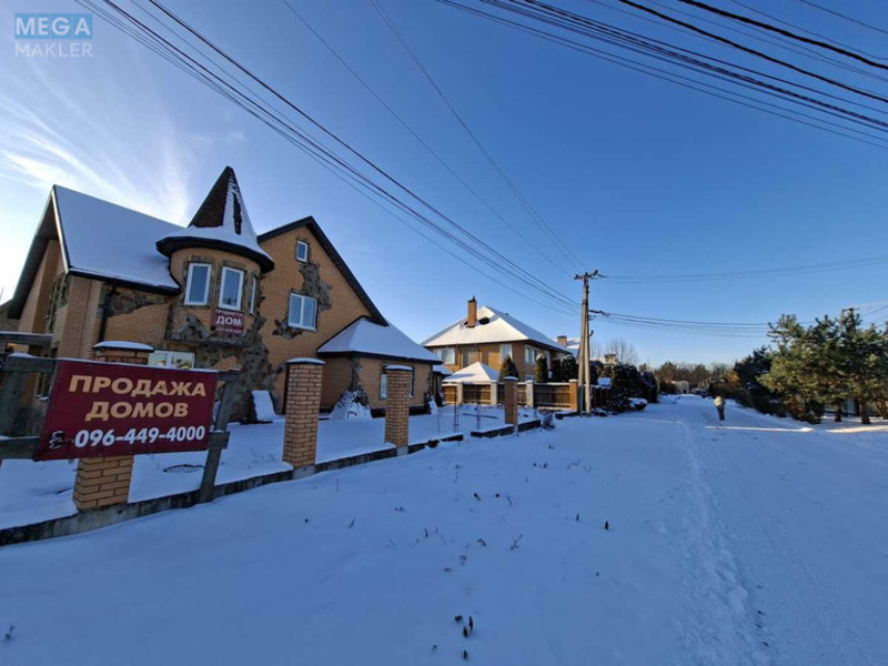 Продаж дома, 3&nbsp;поверху, 300&nbsp;кв.м, 6&nbsp;кімнат, ділянка 10&nbsp;соток, <a class="location-link" href="/kiev/" title="Недвижимость Київ">Київ</a>, <a class="location-link" href="/kiev/svyatoshinskij/" title="Недвижимость Святошинський район">Святошинський р-н</a>, Бударина ул., 45 (изображение 19)