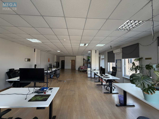 Оренда комерційної нерухомості, 117,60&nbsp;кв.м, под офис, <a class="location-link" href="/kiev/" title="Недвижимость Київ">Київ</a>, <a class="location-link" href="/kiev/podolskij/" title="Недвижимость Подільський район">Подільський р-н</a>, Нижний Вал ул., 15 (изображение 3)