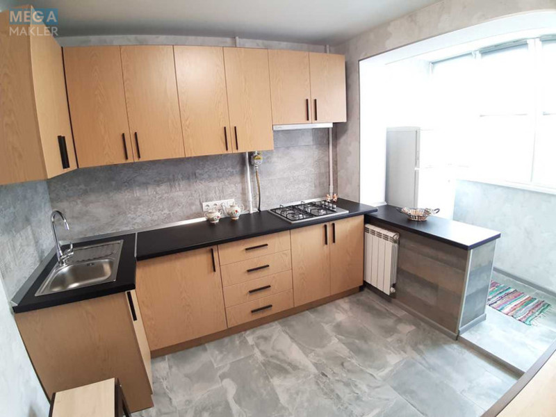 Оренда 1 кімнатної квартири, <a class="location-link" href="/kiev/" title="Недвижимость Київ">Київ</a>, <a class="location-link" href="/kiev/obolonskij/" title="Недвижимость Оболонський район">Оболонський р-н</a>, Оболонская пл., 1 (изображение 9)