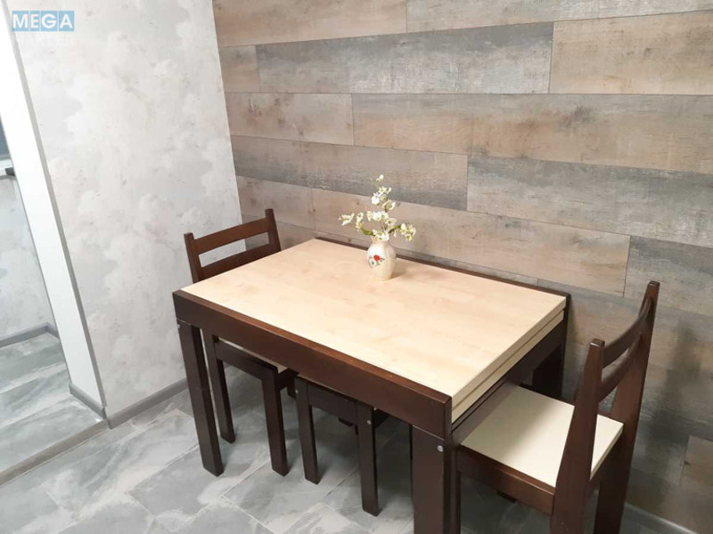 Оренда 1 кімнатної квартири, <a class="location-link" href="/kiev/" title="Недвижимость Київ">Київ</a>, <a class="location-link" href="/kiev/obolonskij/" title="Недвижимость Оболонський район">Оболонський р-н</a>, Оболонская пл., 1 (изображение 10)