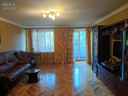 Продаж 2 кімнатної квартири (84/40/13), 3 пов. 9 пов. будинку, <a class="location-link" href="/kiev/" title="Недвижимость Київ">Київ</a>, <a class="location-link" href="/kiev/goloseevskij/" title="Недвижимость Голосіївський район">Голосіївський р-н</a>, Паньківська вул., 19 (изображение 2)