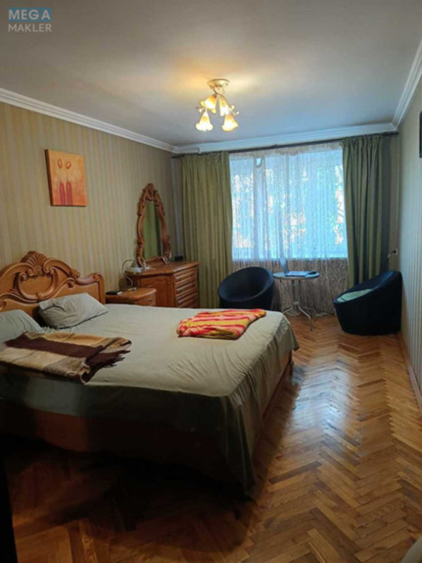 Продаж 2 кімнатної квартири (84/40/13), 3 пов. 9 пов. будинку, <a class="location-link" href="/kiev/" title="Недвижимость Київ">Київ</a>, <a class="location-link" href="/kiev/goloseevskij/" title="Недвижимость Голосіївський район">Голосіївський р-н</a>, Паньківська вул., 19 (изображение 12)