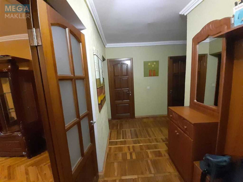 Продаж 2 кімнатної квартири (84/40/13), 3 пов. 9 пов. будинку, <a class="location-link" href="/kiev/" title="Недвижимость Київ">Київ</a>, <a class="location-link" href="/kiev/goloseevskij/" title="Недвижимость Голосіївський район">Голосіївський р-н</a>, Паньківська вул., 19 (изображение 16)