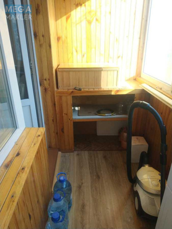 Оренда 2 кімнатної квартири, <a class="location-link" href="/kiev/" title="Недвижимость Київ">Київ</a>, <a class="location-link" href="/kiev/podolskij/" title="Недвижимость Подільський район">Подільський р-н</a>, Георгія Гонгадзе просп., 4 (изображение 4)