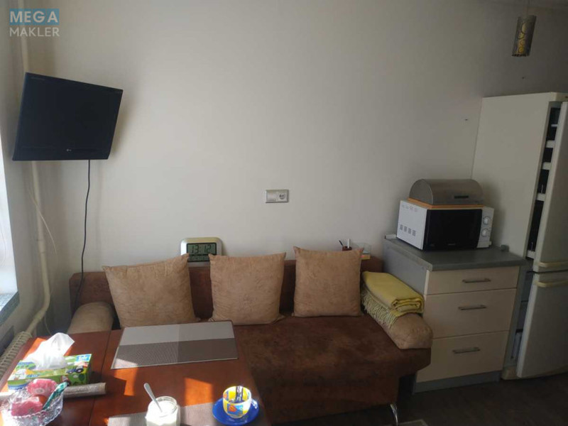 Оренда 2 кімнатної квартири, <a class="location-link" href="/kiev/" title="Недвижимость Київ">Київ</a>, <a class="location-link" href="/kiev/podolskij/" title="Недвижимость Подільський район">Подільський р-н</a>, Георгія Гонгадзе просп., 4 (изображение 15)